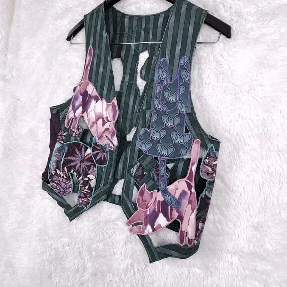 Handmade Patchwork Cat Vest Cutout Quilt Colorful Cats - Picture 3 of 9